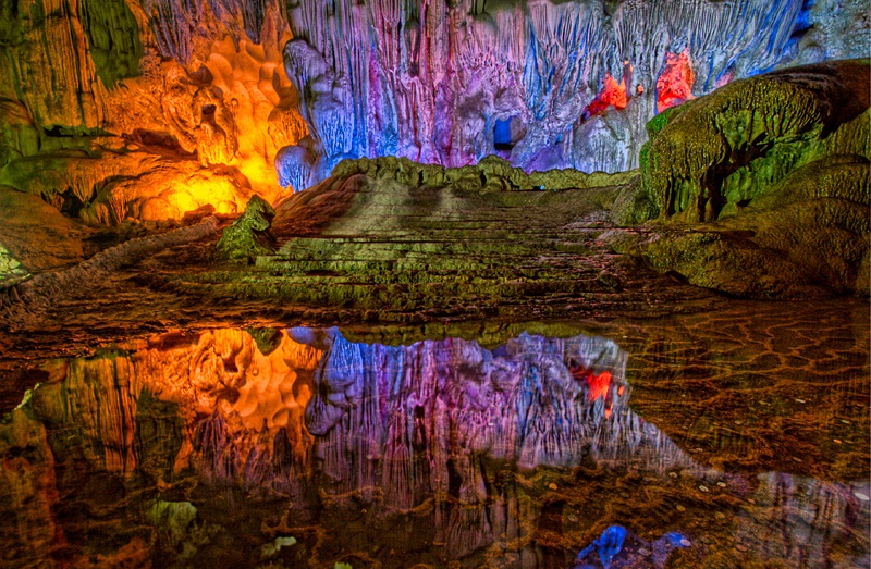 me-cung-cave