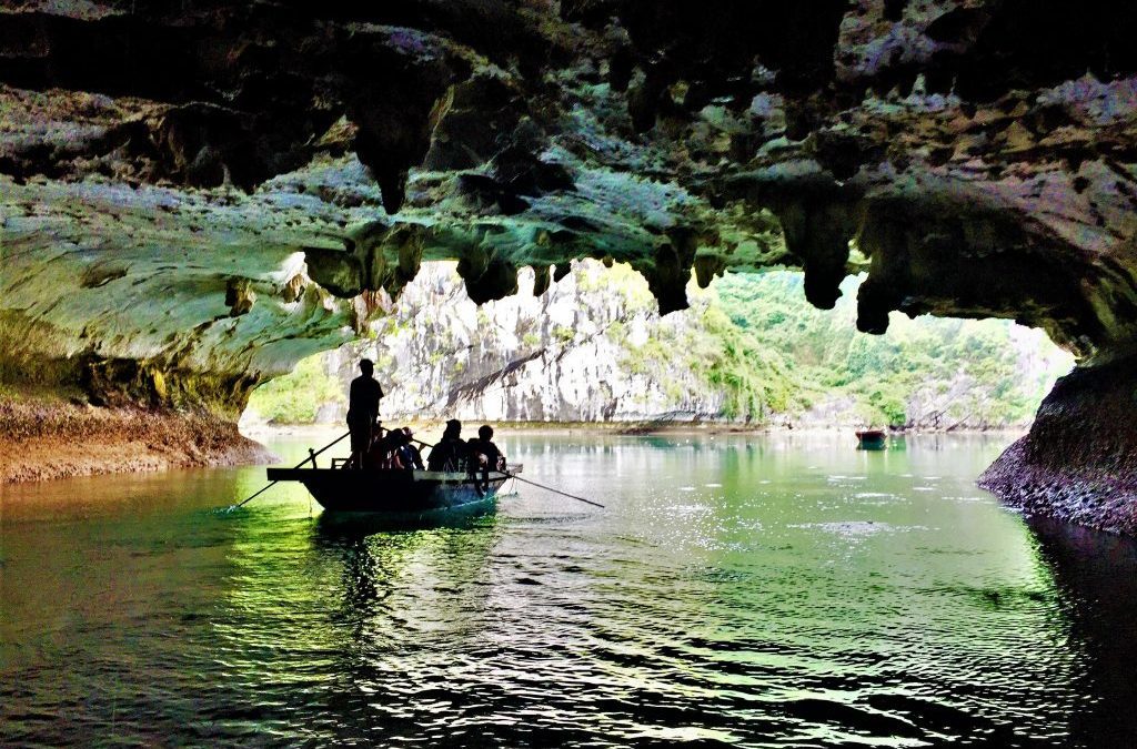 dark-bright-cave