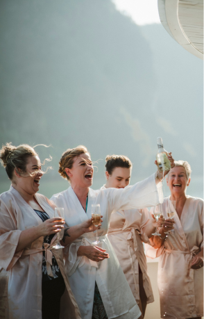 Cocktail party wedding halong bay
